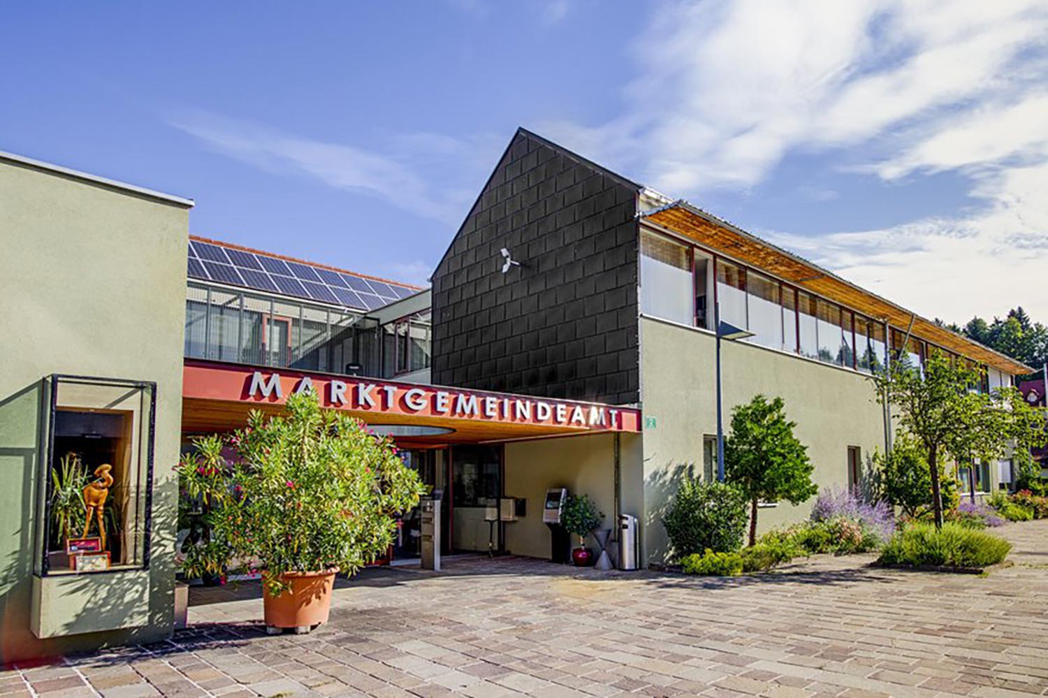 Gemeindeamt-hausmannstaetten_int